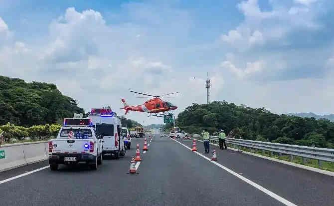 和林格尔高速公路汽车救援案例