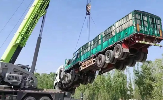 和林格尔道路脱困救援案例